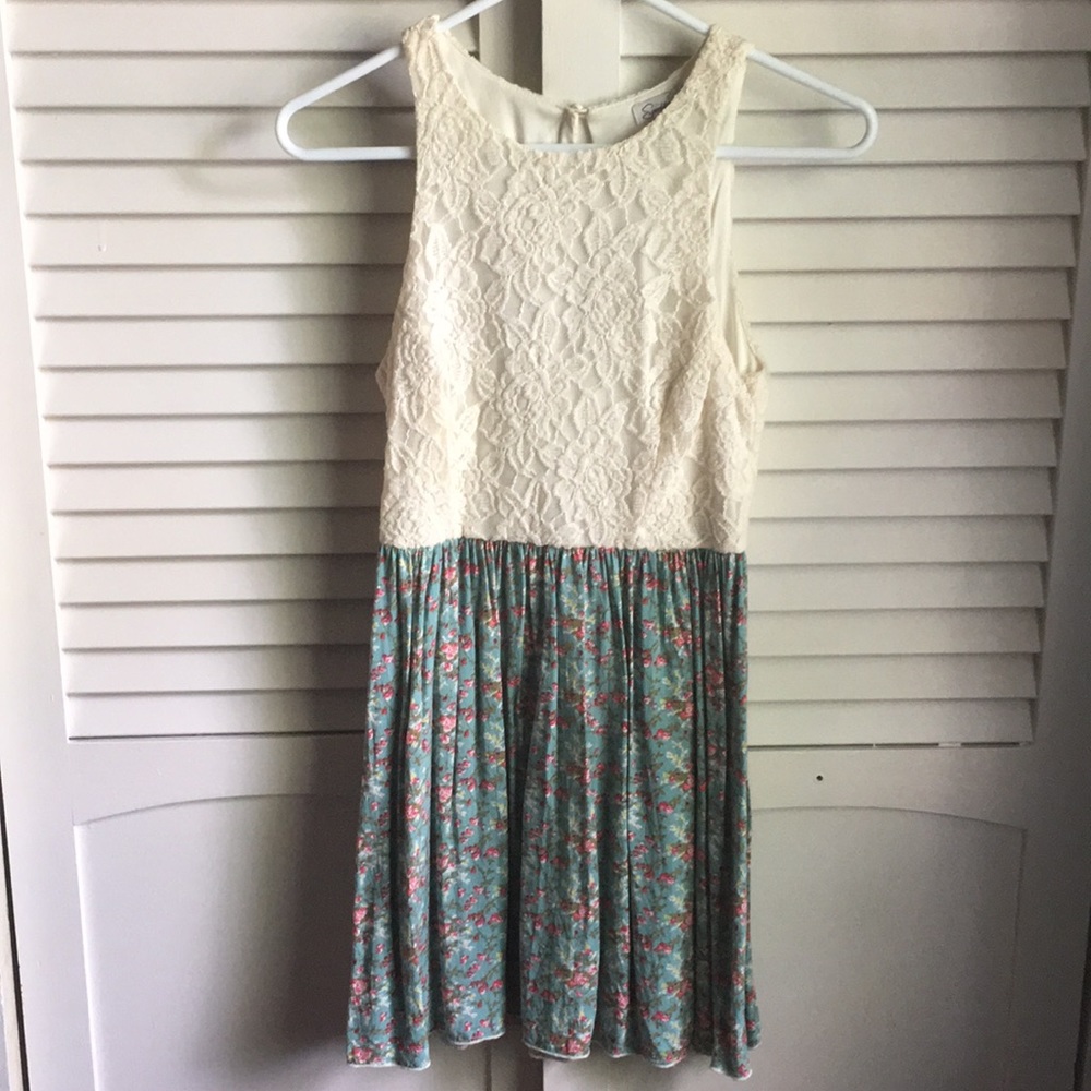 Sleeveless Sunday Dress | Speechless